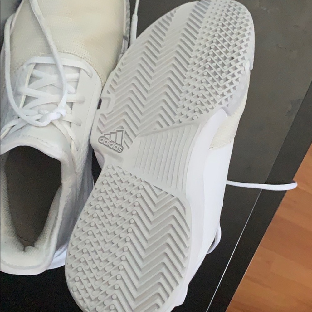 Adidas - Picture 3 of 3